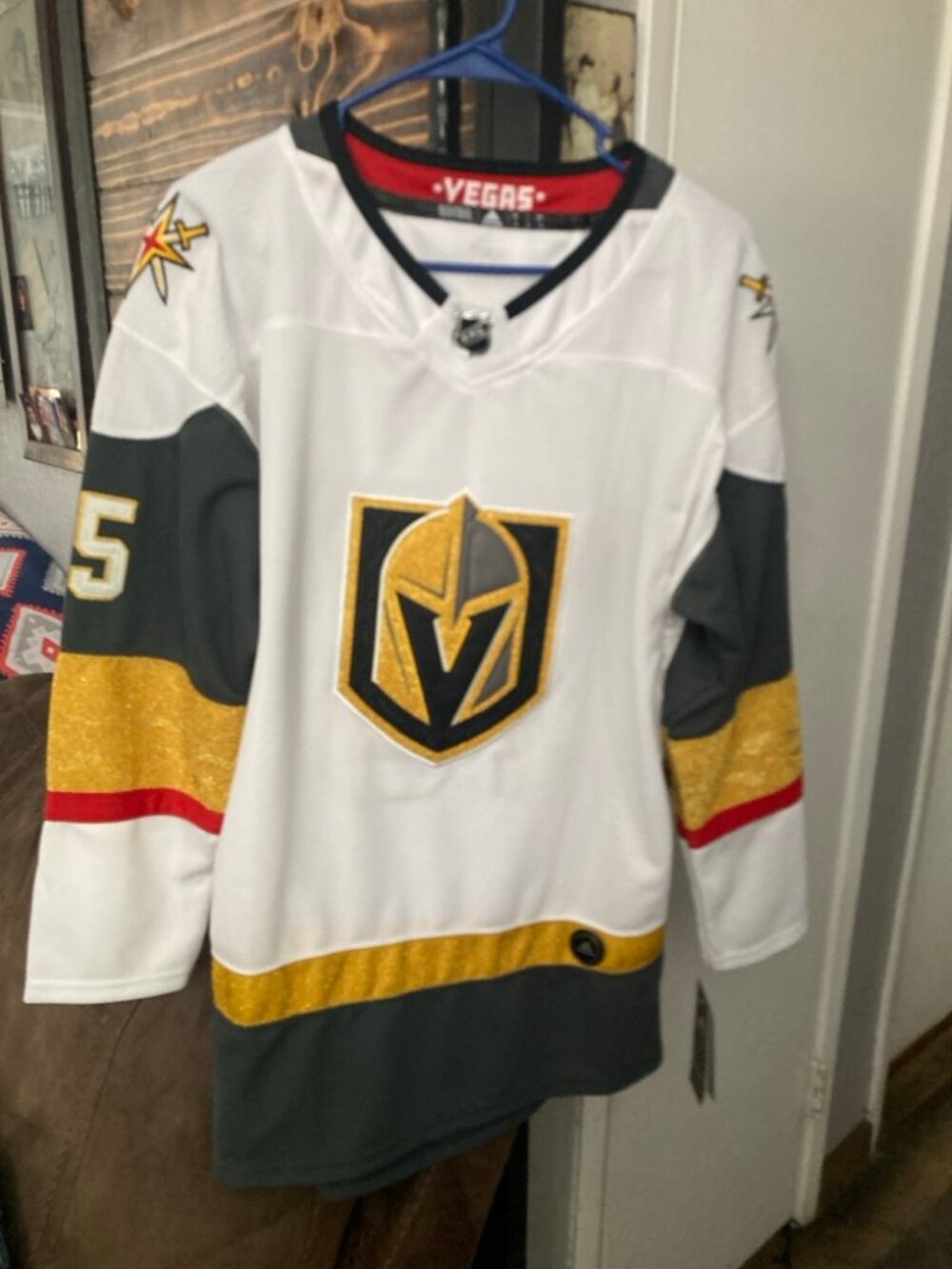 Adidas Vegas Golden Knights Ryan Reaves 75 Authentic Jersey Size L NWT